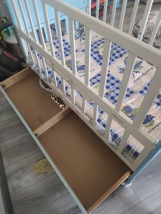 Кроватка детская