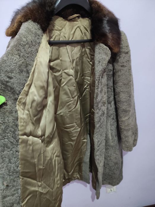 Haina Astrahan cu guler blana nurcă