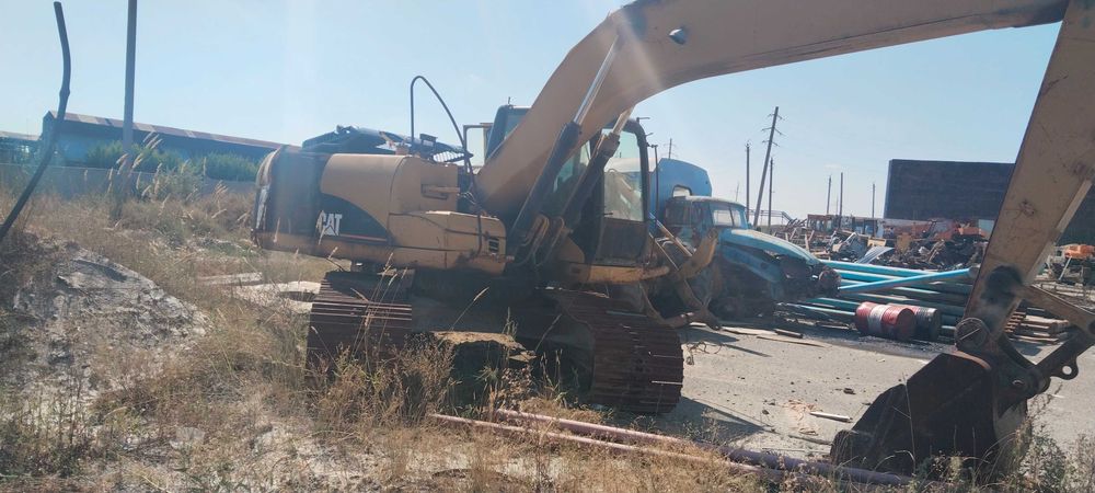 Экскаватор САТ-320С