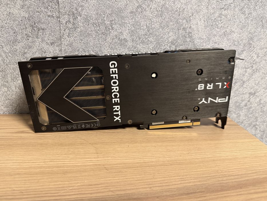 Видеокарта RTX 4070 12ГБ