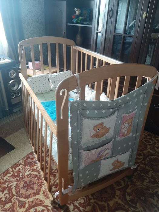 Детская кроватка