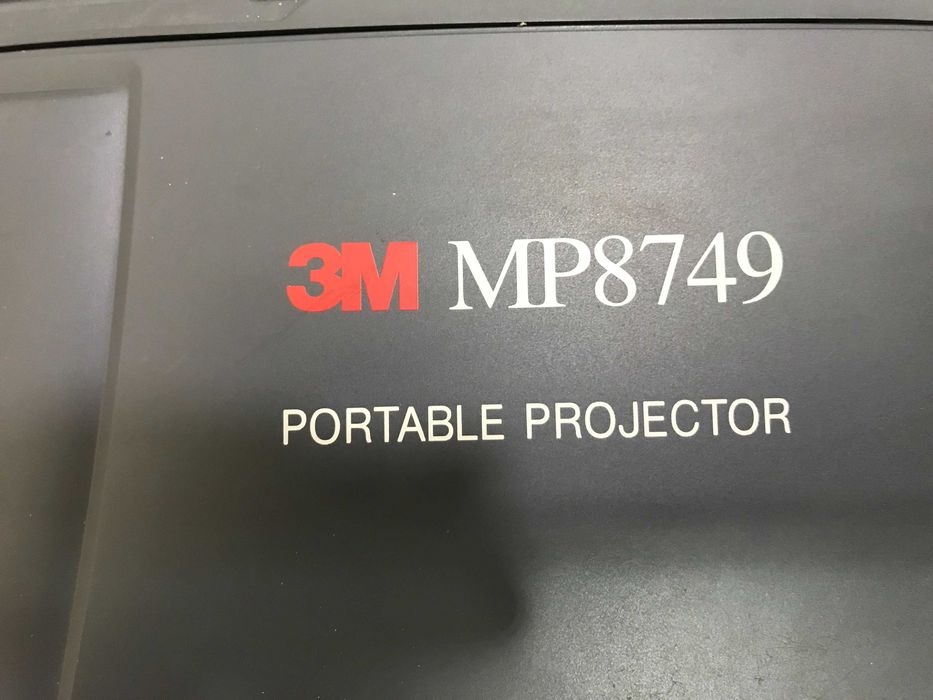 3M MP8749 Portable Projector-(Преносим проектор 3M)
