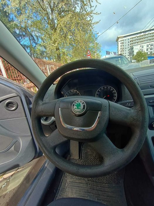 Skoda Octavia 2   2010   1.6 TDI – PREȚ MIC