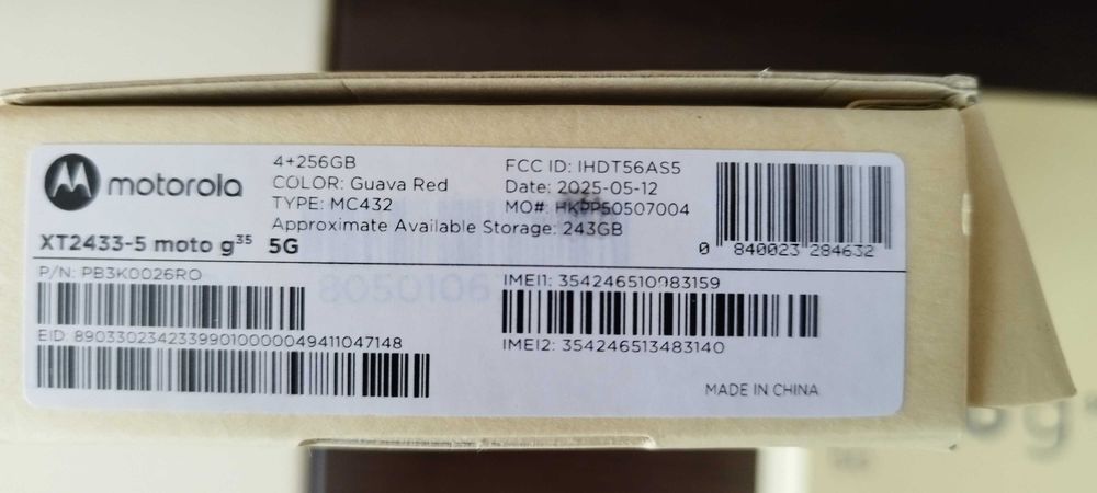ЧИСТО НОВИ Motorola Moto G35 5G (4GB/256GB) – 3г. Гаранция! (Червен / Зелен)