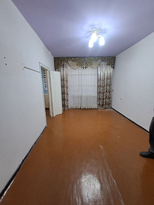 Продаю 2/3/4 на ТТЗ-2, д.18. Ориентир базар" Ширин", 248 школа.