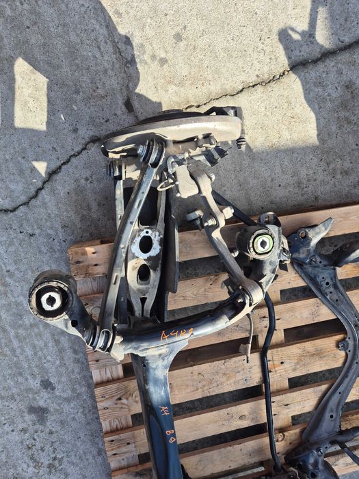 Cadru punte spate Audi A4 B9 A5 B9 8W0505235AP