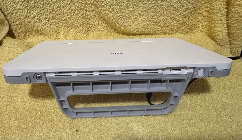 Router wireless cu slot SIM 4G+ Huawei B535-333  Decodat