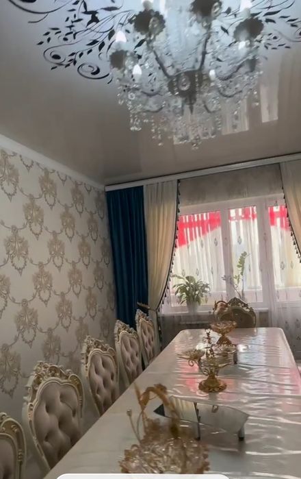 Стол стуль для гостинной