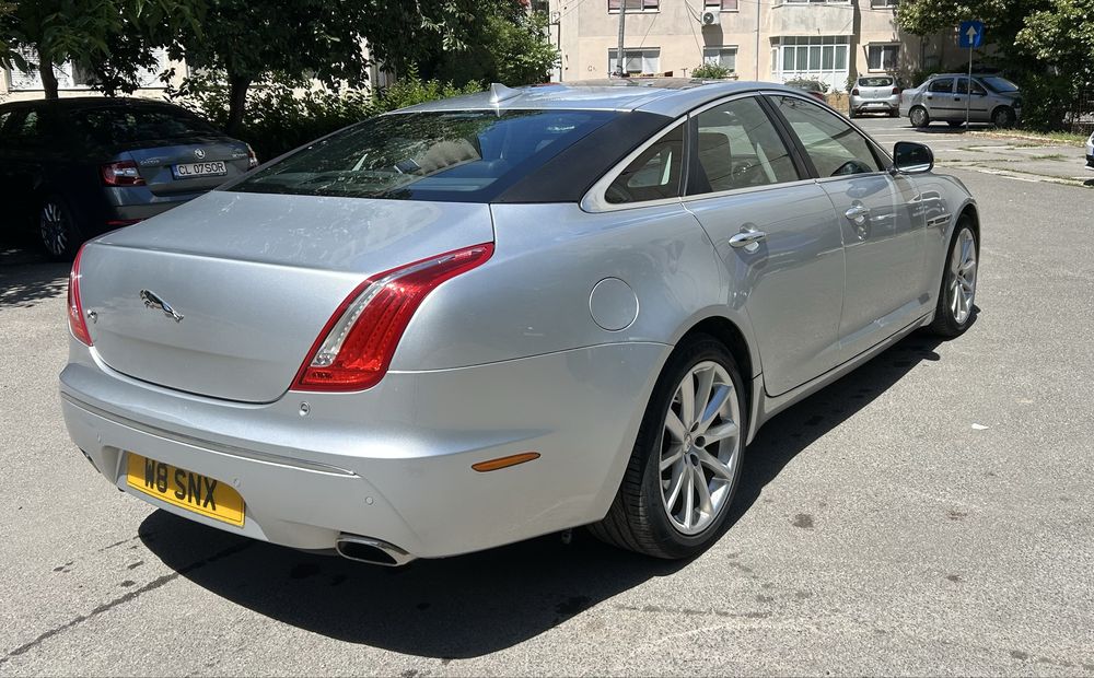 Jaguar XJ Dreapta 2014