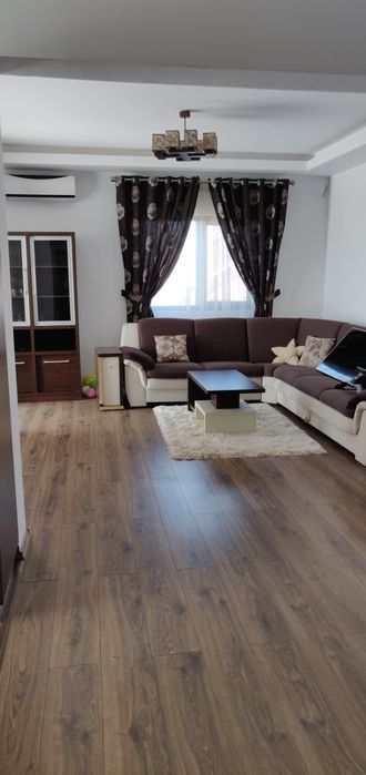 Apartament 3 camere 100 mp, mobilat, utilat, recent renovat.