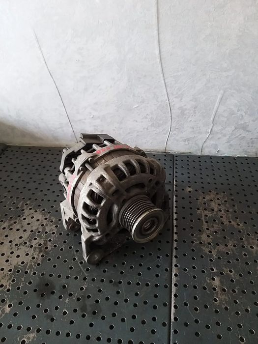 Alternator 0.9 b smart forfour w453 231008593r f000bl0410