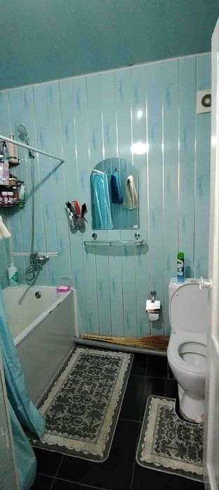 СРОЧНО !! Продается квартира в Яшнабаде 2/5/5 ( 50 кв/м) Авиасозлар