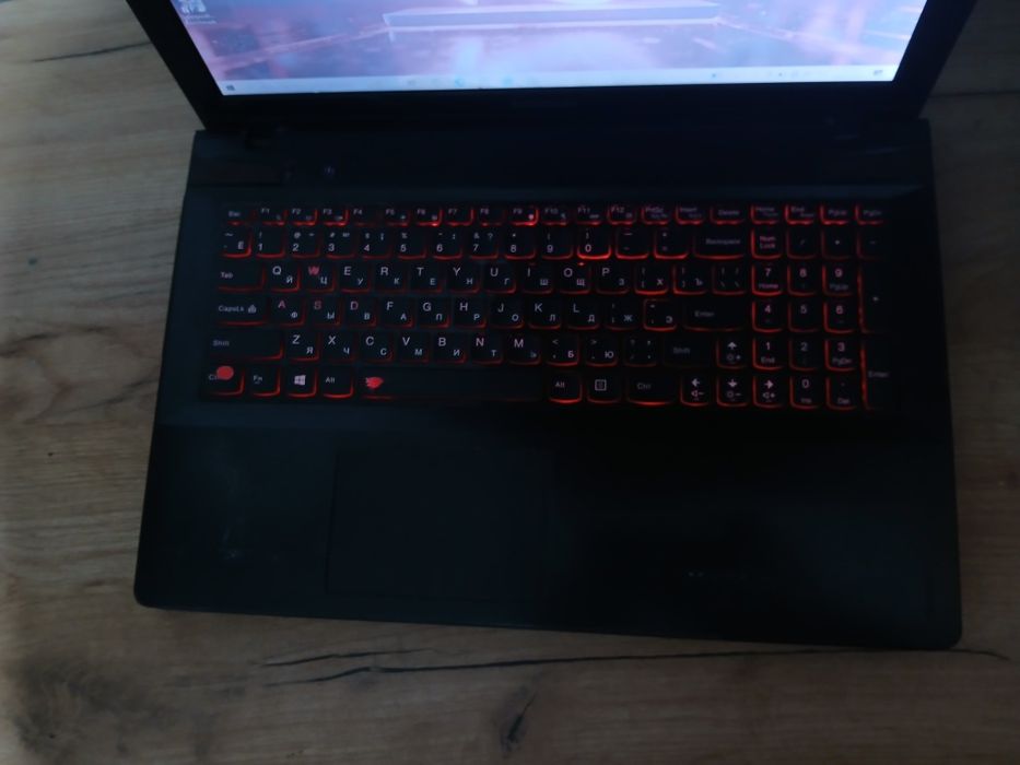 игровой ноутбук продаю