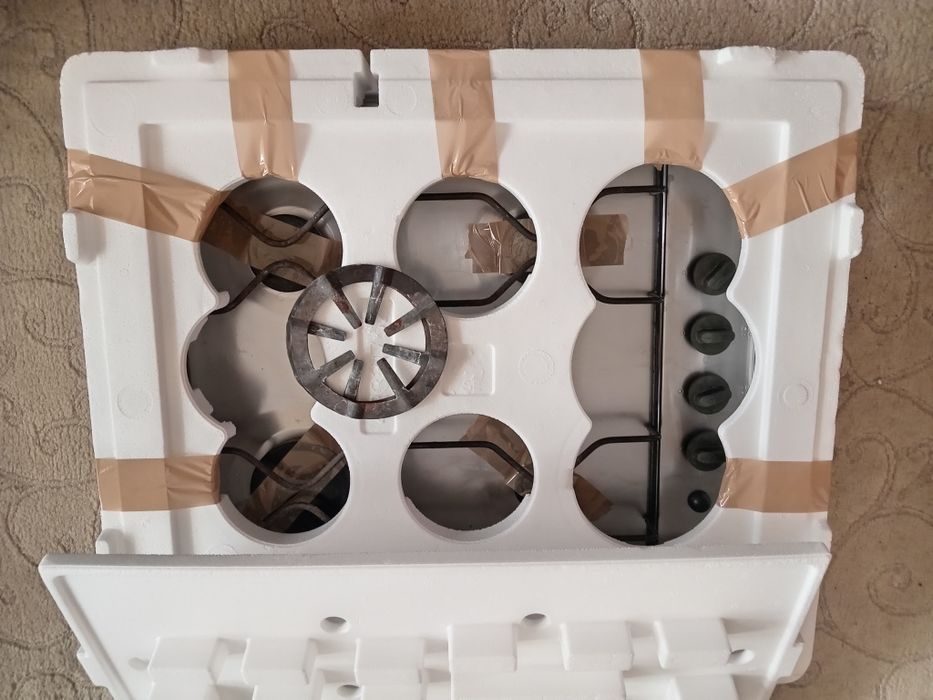 Plita Zanussi inox, cu gaze