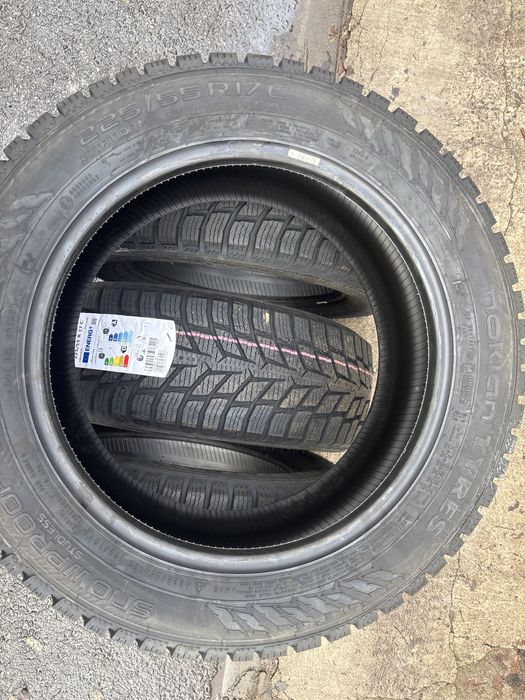 Anvelope iarna Nokian Snowproof 225 55 17C