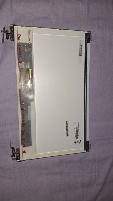 Panou LCD Lenovo G500 15.6″ HD Funcţional, cu şine laterale – 120 lei