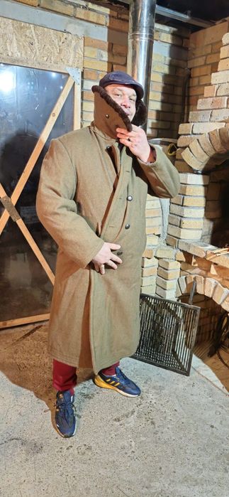 Șuba manta militara lunga  cu blana de oaie noua