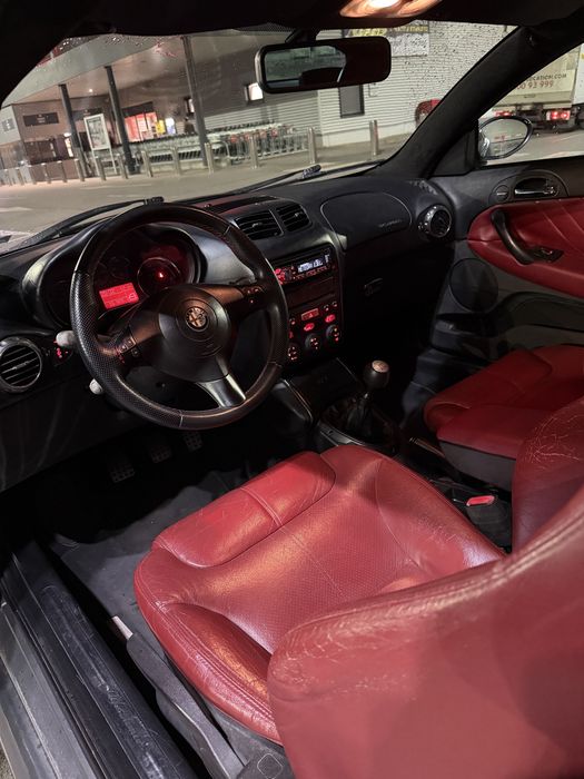 Alfa Romeo GT 1.9 JTD