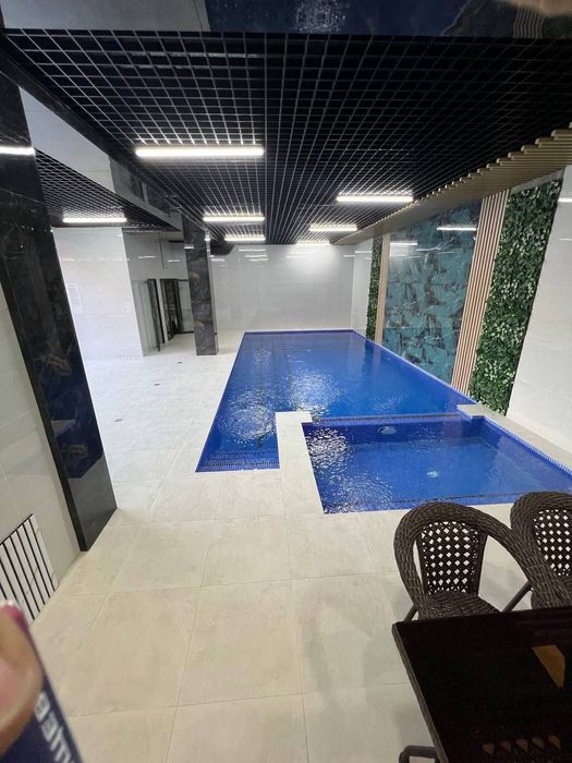 Дача без посредников с зимним бассейнам