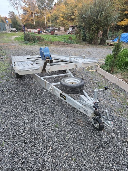 Platforma auto 2 t .