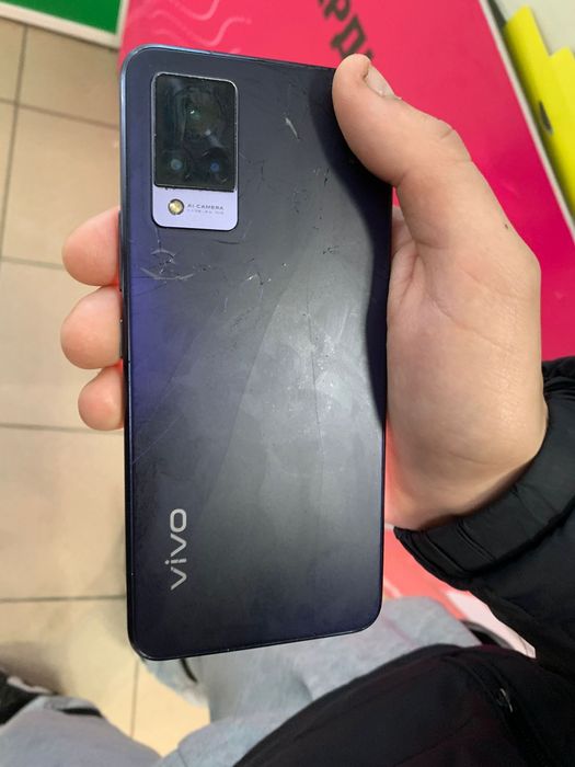 Продается Vivo Y21
