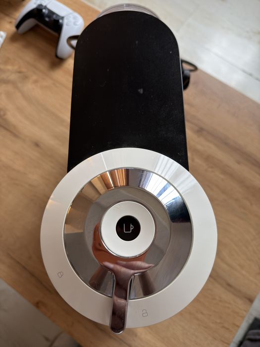 Nespresso Vertuo Next white + органайзер Nespresso