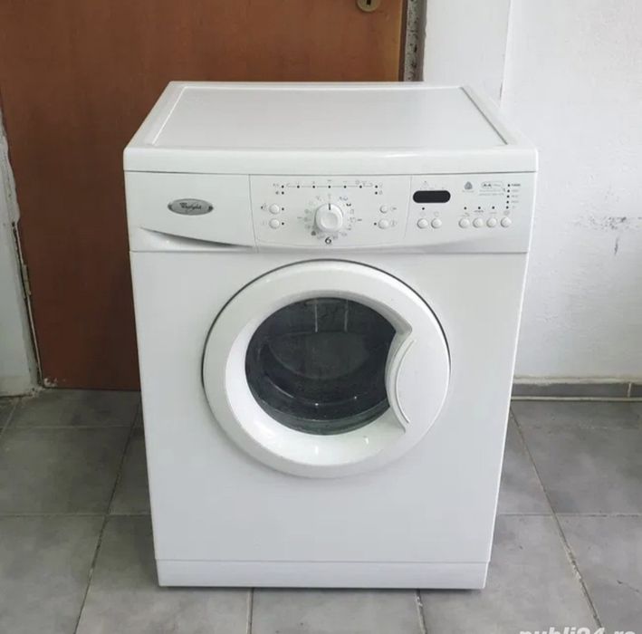 REDUCERE 150 LEI. Masină de spălat rufe automată Whirlpool / awo 45135