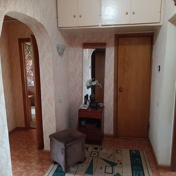 Чиланзар Ц. 3/7/9. Срочно продаётся квартира