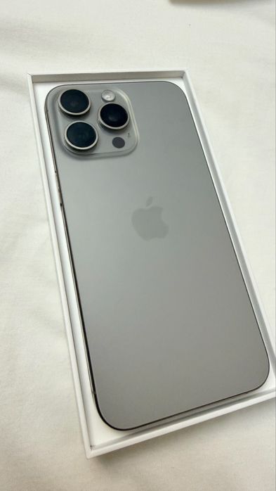 Продам IPhone 15 pro Max 256 GB