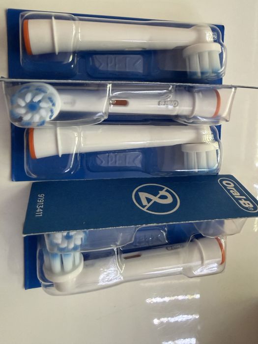 Periuta  electrica  Oral B  5 programe