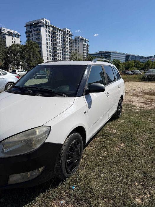 Skoda Fabia Combi 1.6 TDI (90 CP) –TVA Deductibilă–Factură Firmă-2.550 EUR (TVA inclus)