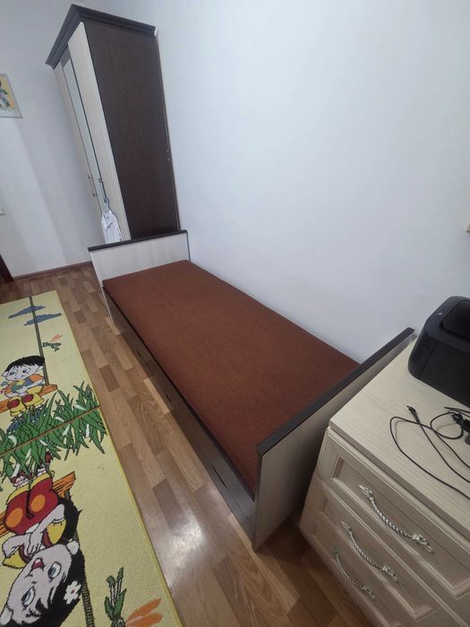 Продам кровать. Торг есть