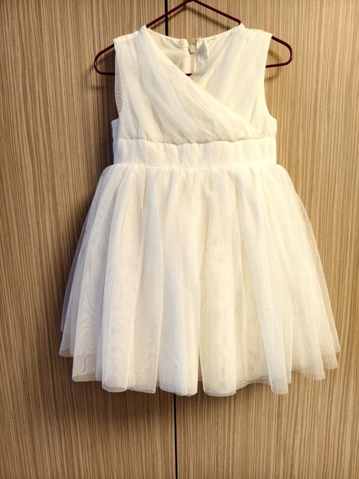 Нарядное платье для девочки