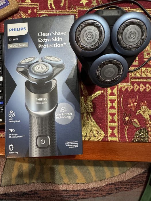 Aparat de ras philips in garantie