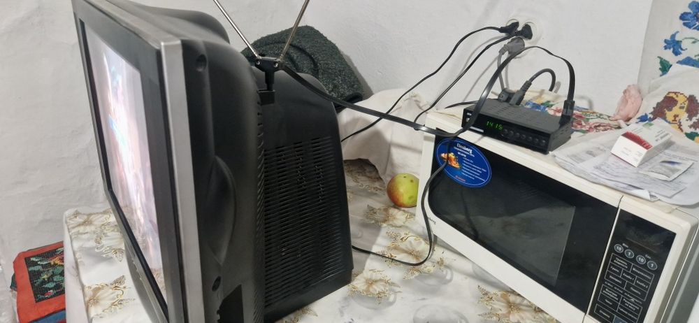 Продам телевизор, марка LG