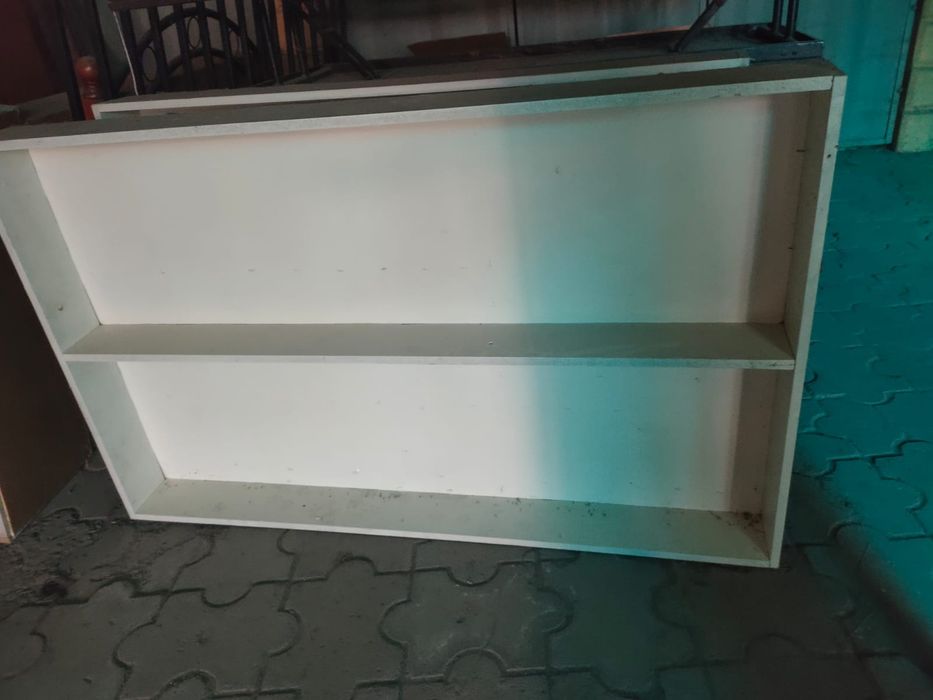 Полки для магазина