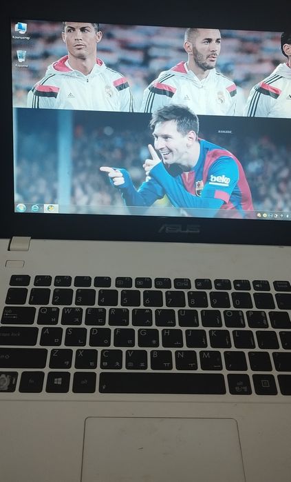 Noutbuk sotiladi ASUS