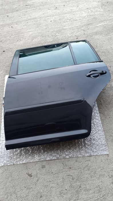 Черни врати за Тоуран 1.9 2.0 и други части ( cherna vrata za touran )