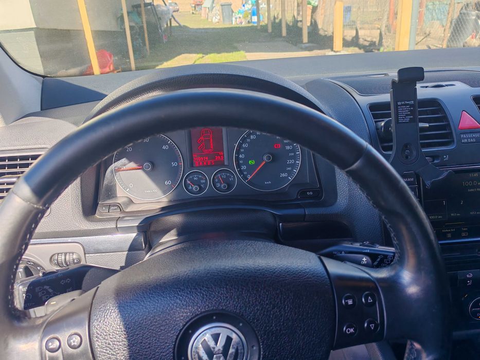 Volkswagen Golf 5 GT – 2.0 TDI – DSG – 140 CP