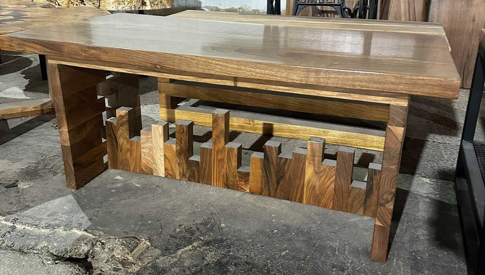 Маса от Масив Орех и Масив Бряст