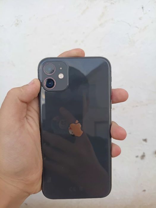 IPhone 11 ёмкость 77%