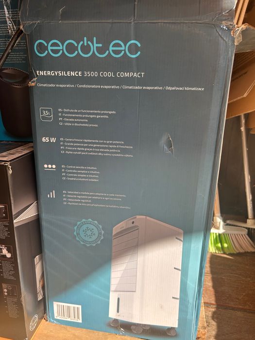 Компактен охладител Cecotec