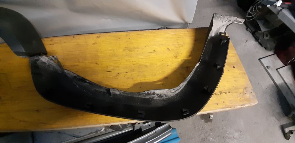 Лайсна заден калник Suzuki Jimi 2018/2021г Сузуки Джими