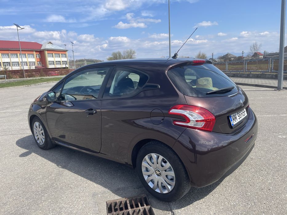 Vând PEUGEOT 208 din 2013 1.0 benzina Euro 5