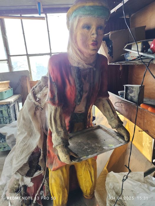 Голяма Фигура за декорация от стъклопласт