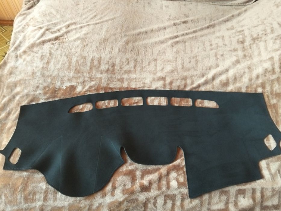 Продам чехлы, накидка на кобальт!