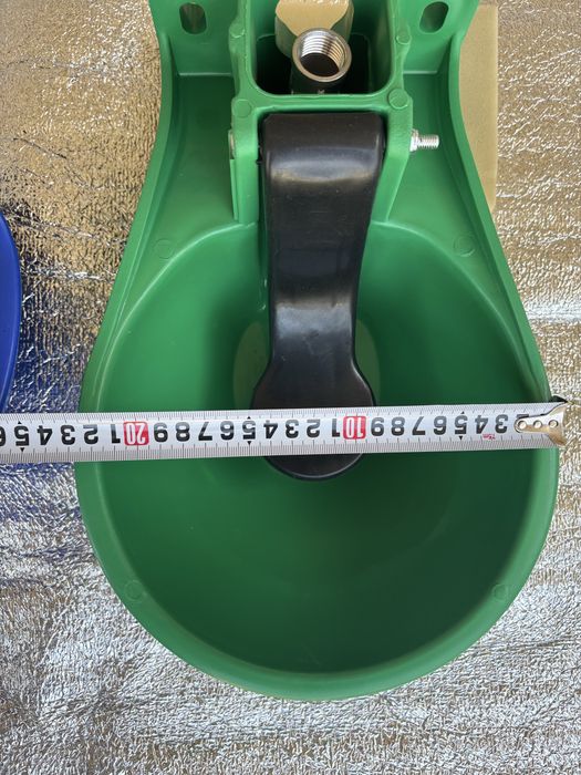 Паилка.  Для.  Коров.  И. Лошади