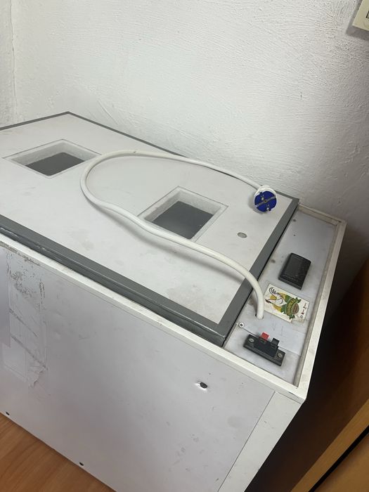 Продам 2 инкубатора