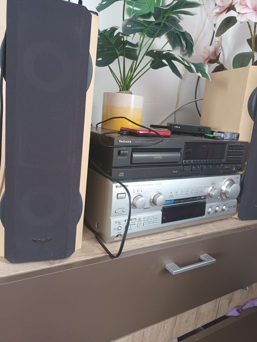 Amplituner Technics si Cd player