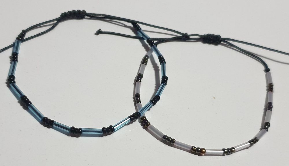 Ръчно изработени гривни на изгодни цени